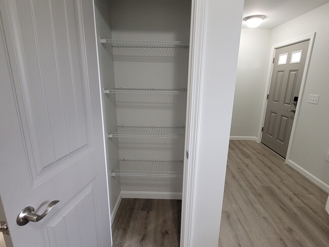 Photo - 8 Juniper Ln