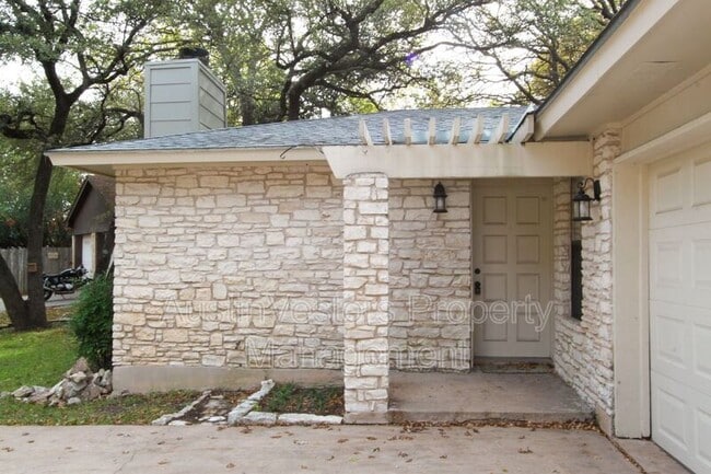Photo - 6505 Columbia Oaks Ct