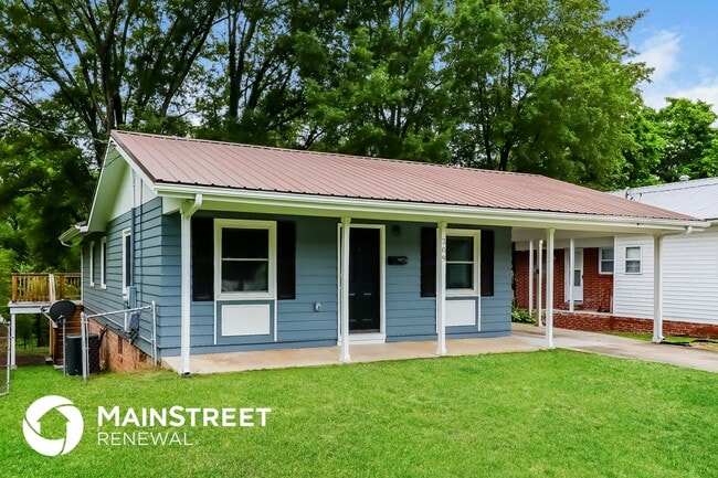 Photo - 209 W 14th St