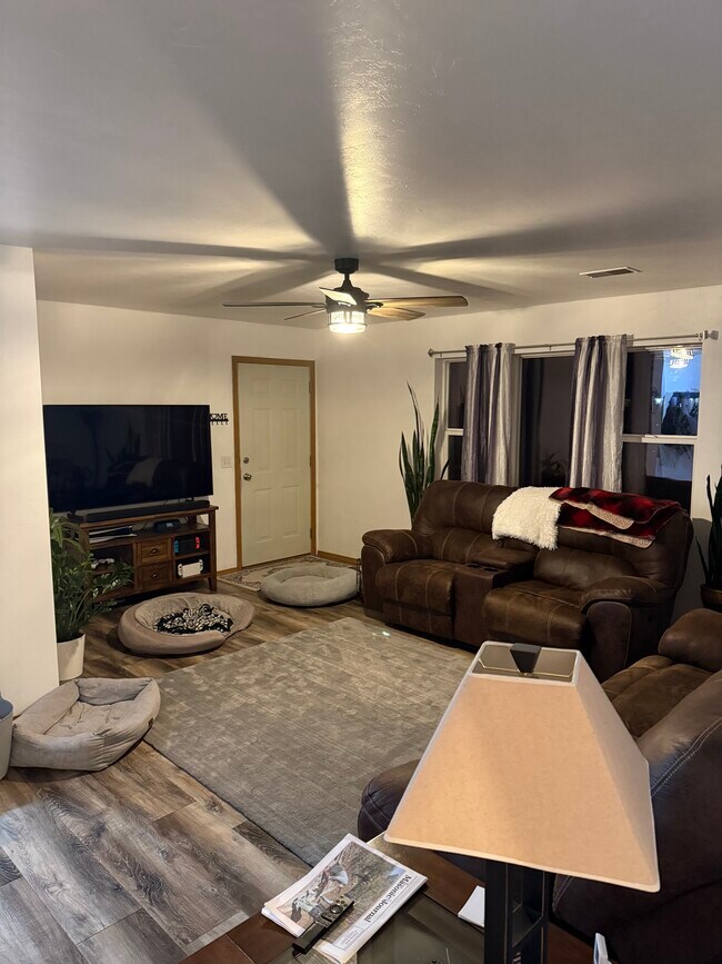 Photo - 4932 Rosewood Ct