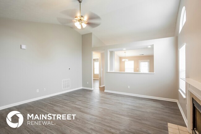 Photo - 10715 Tanbark Dr