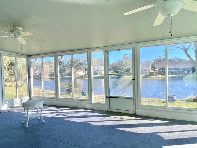 Building Photo - 524 Peninsula Ct Rental