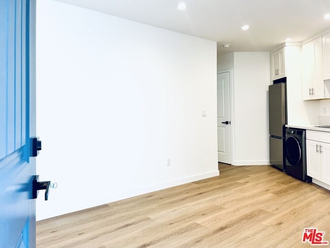 Photo - 815 W Glenoaks Blvd Unidad D