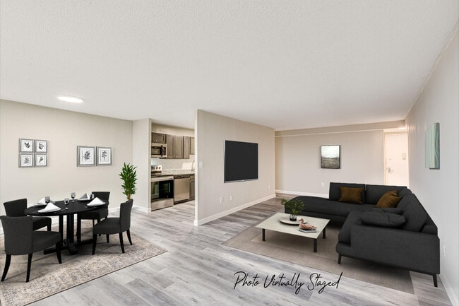The Harrison Somerset Apartment Homes
