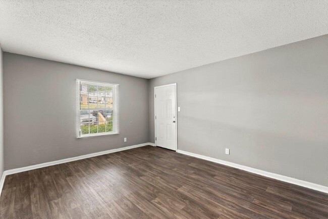 Walnut Hills Apartments