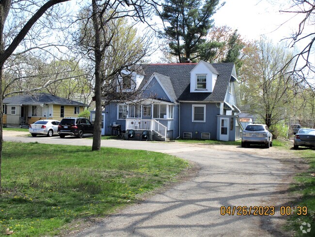 Building Photo - 22 Walnut Ct Unit 22 Rental