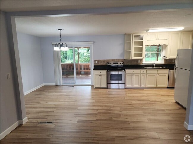 Building Photo - 2888 Mockingbird Cir Rental