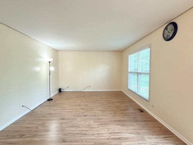 Photo - 1464 Farrington Ln