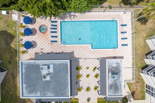 Photo - 6995 NW 186th St Unit E509