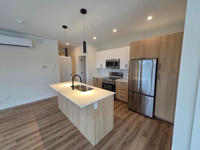 Photo - 1035 Melanson Rd Unité 501