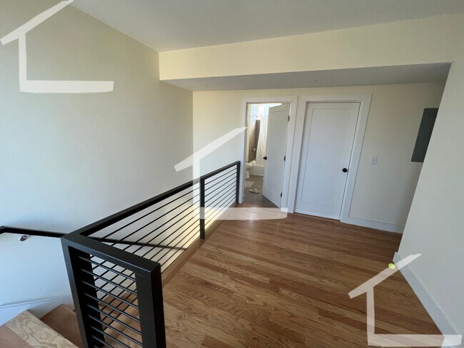 Photo - 60 Cameron St Unit 2