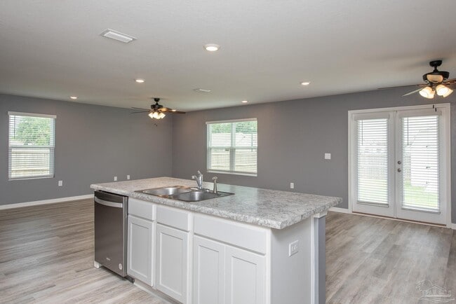 Photo - 5720 Blackhorse Cir