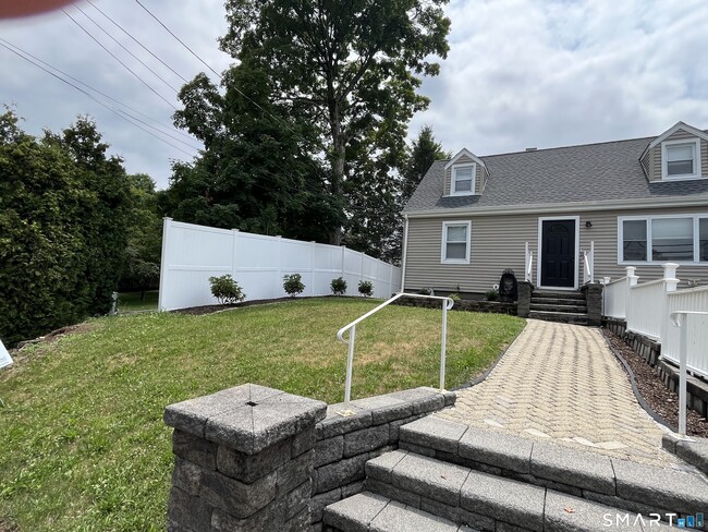 Photo - 31 Ives St