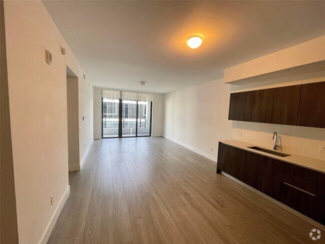 Building Photo - 2960 NE 207th St Rental