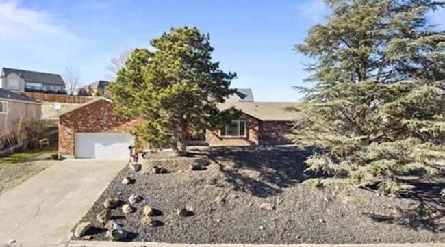 Photo - Stunning 4-Bedroom Modern Home in West Ric...