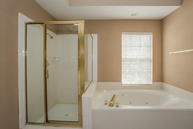 Photo - 2657 Concord Dr