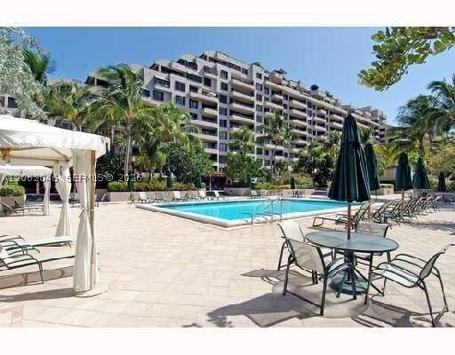 Building Photo - 151 Crandon Blvd Unit 137