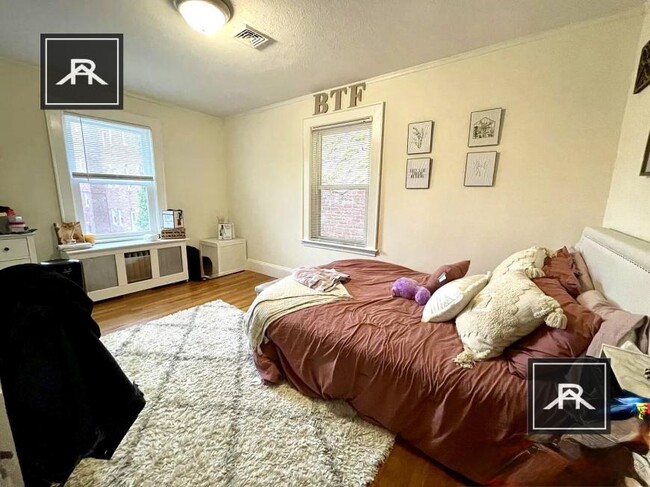 4 bedroom in Brookline MA 02446 - 4 bedroom in Brookline MA 02446 Condo Unit 30