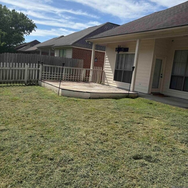 Photo - 3111 Nicholson Lake Dr