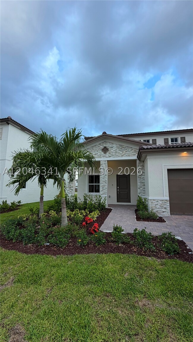 Photo - 2475 SE 29th Dr