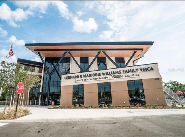 Photo - 2353 Brix St