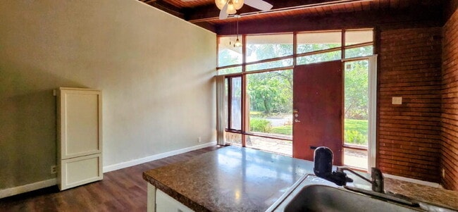 6707-13 San Bonita Ave