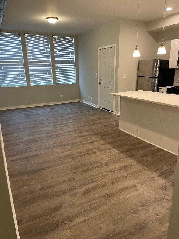 Photo - 2736 N Laramie Ave Unidad #1