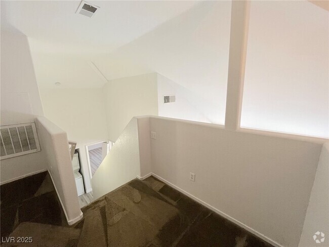 Building Photo - 5125 W Reno Ave Unit 2057 Rental