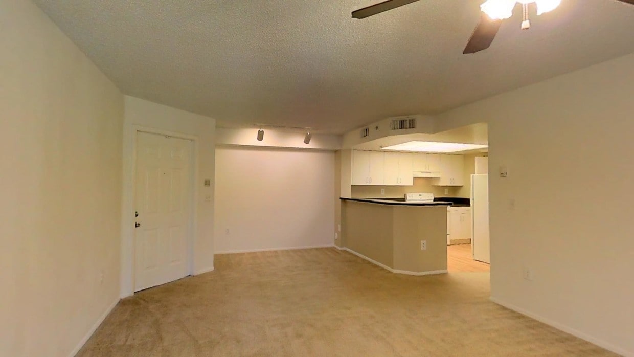Photo - Palm Trace Landings Apartments