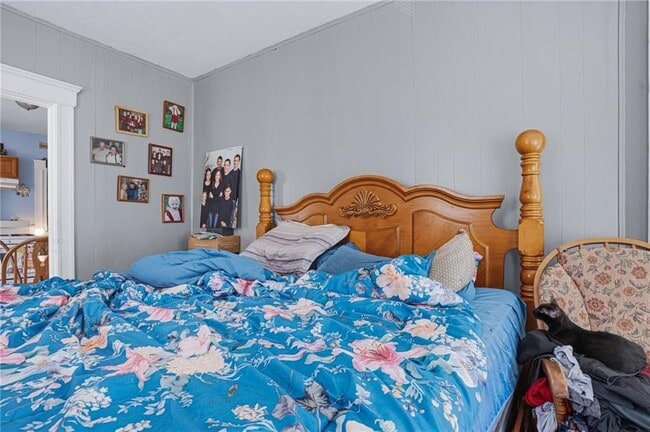 937 Social St Unit 3