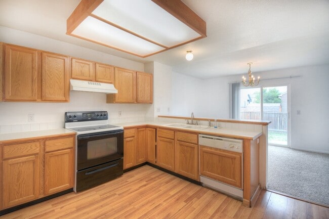 Photo - 2024 Hibbard Ln