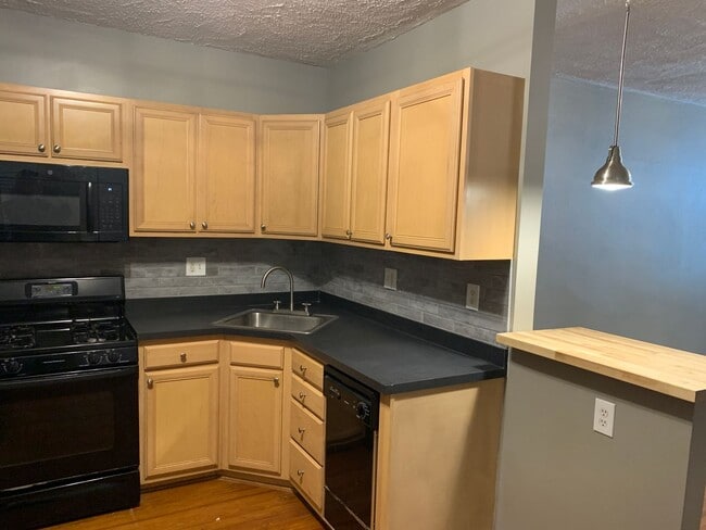 Photo - 2614 Larkins Wy Unit Apt. #1