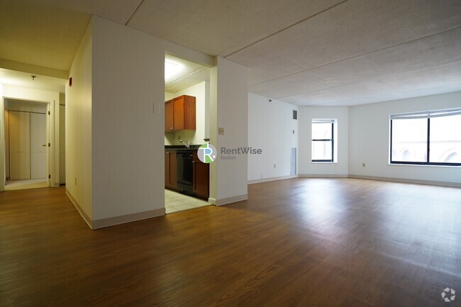 Building Photo - 10 Magazine St Unit 306 Rental