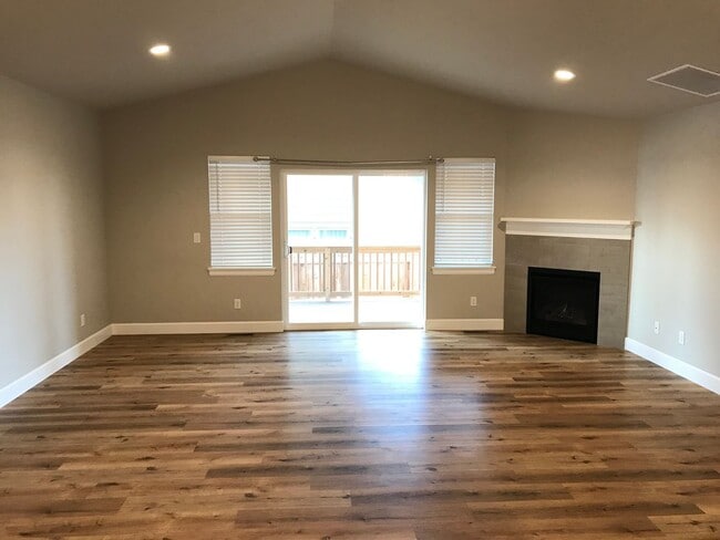 Photo - 3 Bedroom House in NW Redmond