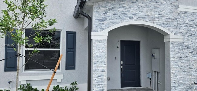 Photo - 1181 SE 1st Ave