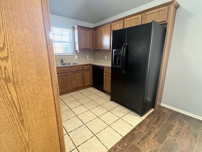 Photo - 806 Beaumont Square