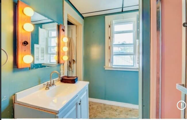 Photo - 205 W Fulton St Unit 2nd Floor