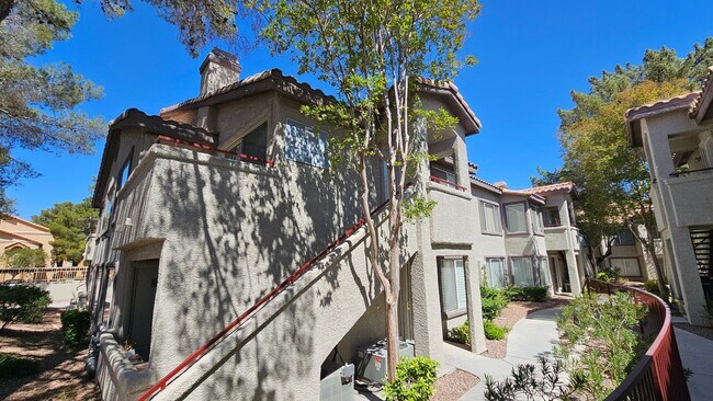 Photo - Cute Condo close to the Strip!!! Unit 221