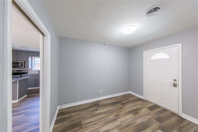 Photo - 418 Apollo Rd