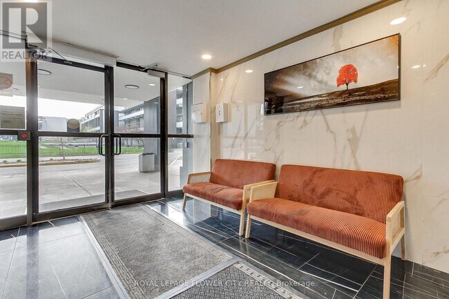 Photo - 10 Sunny Glenway Unit 909