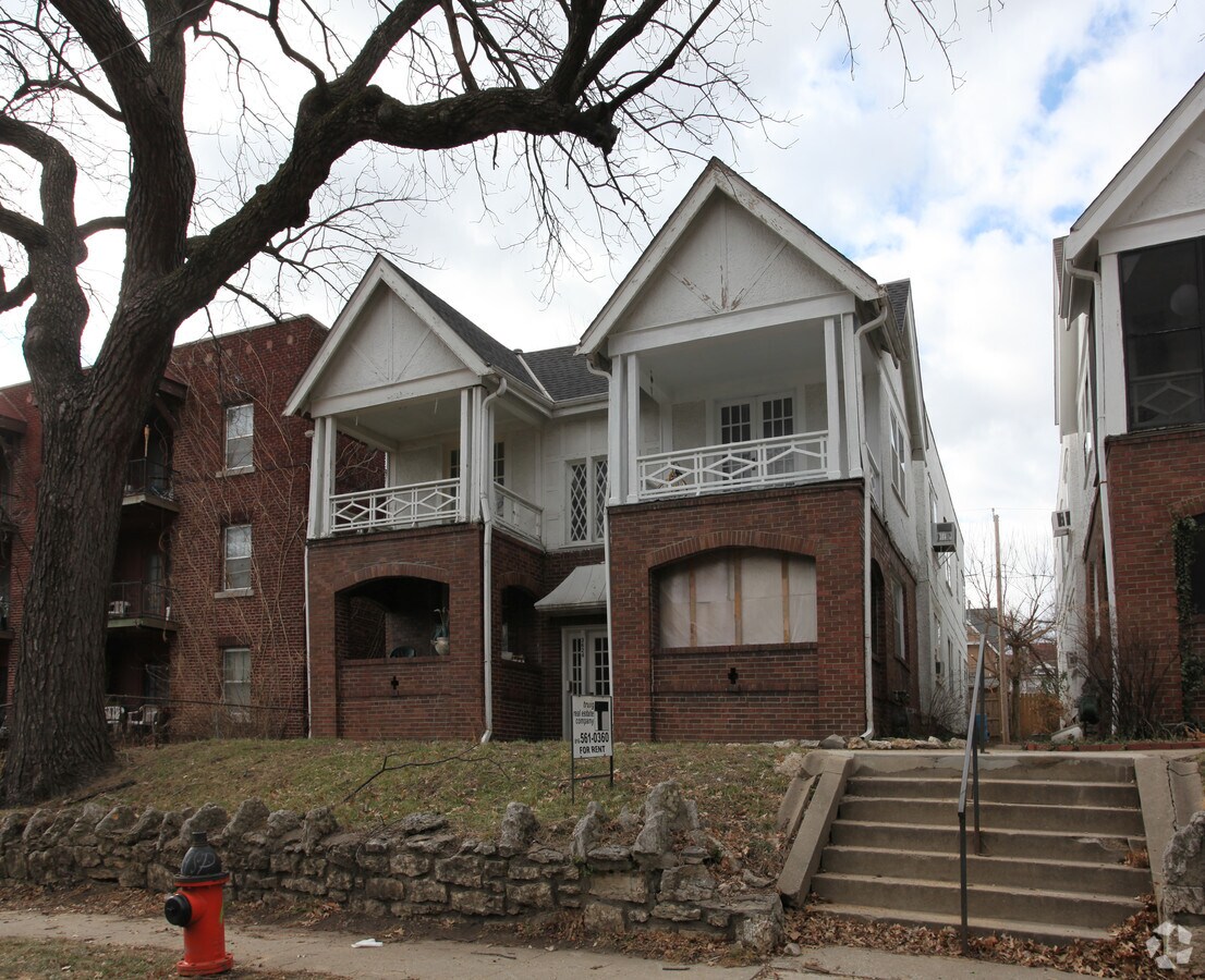 Primary Photo - 3622-3634 Wyoming St