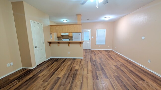 Photo - 808 W Arroyo Park Ln Unit #B