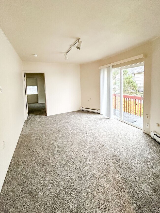 Photo - 2315 AM PERRY Unit 3