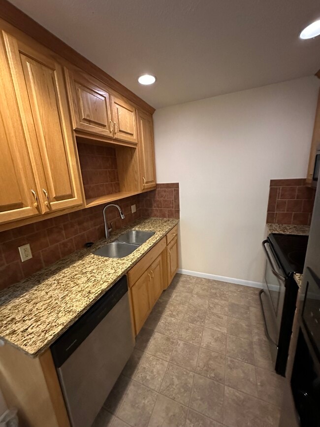 Photo - 4911 Sunset Dr