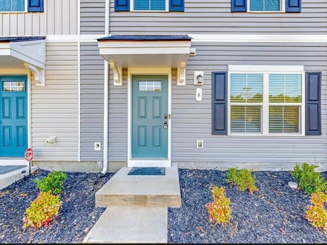 Photo - 6 Tidworth Dr