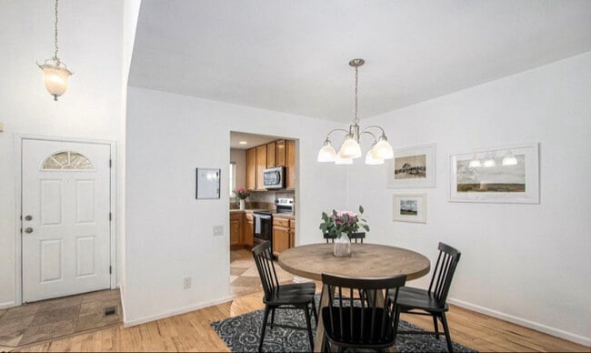 Photo - 5115 Corbett Dr