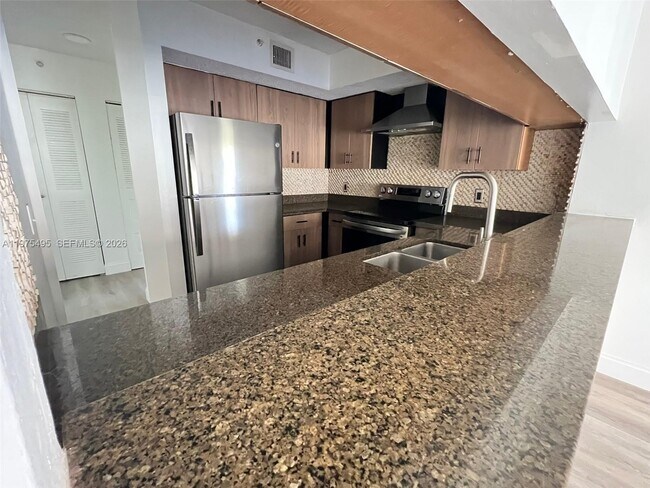 Photo - 440 S Park Rd Unit 4-202