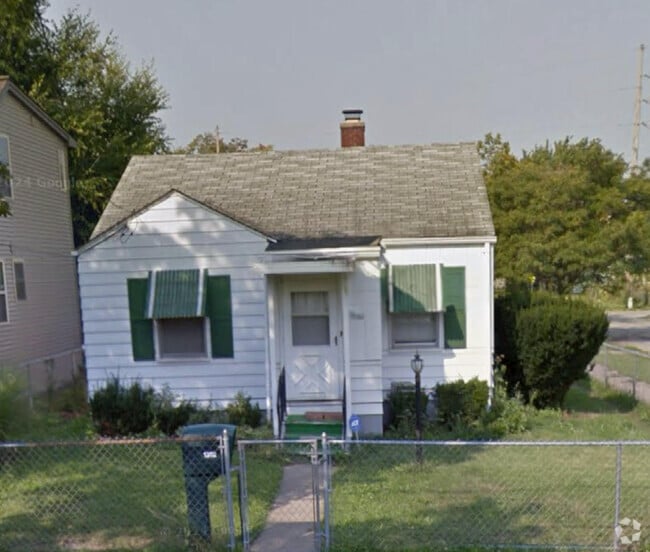 Building Photo - 1302 Mann Ave Rental