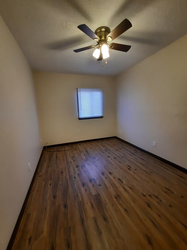 Photo - 7318 Buffalo Ave Unit 2