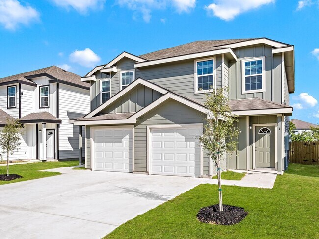 Photo - Modern 3-Bed, 2.5-Bath Duplex with Private...